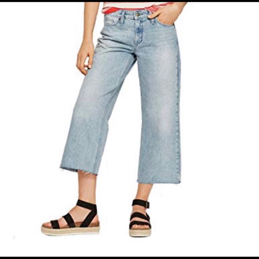 High Rise Wide Leg Crop